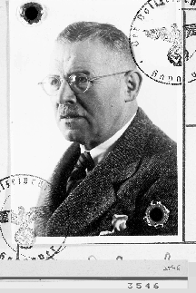 Passfoto von Dr. Carl Salomon, o. J. (StdA München KKD 3546 )
